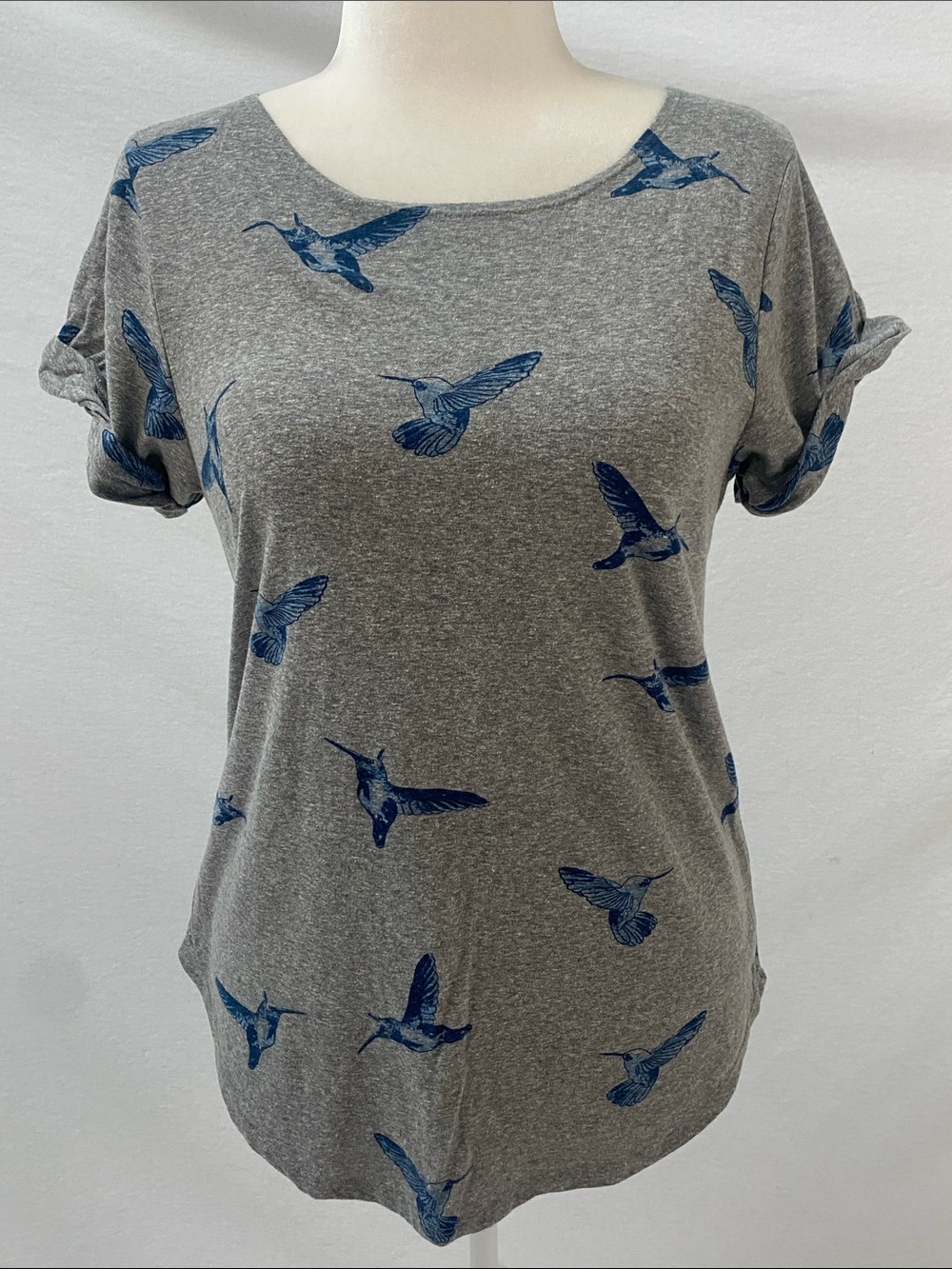 Anthropologie Top by t.la with back detail and Hummingbird print - Picture 3 of 6